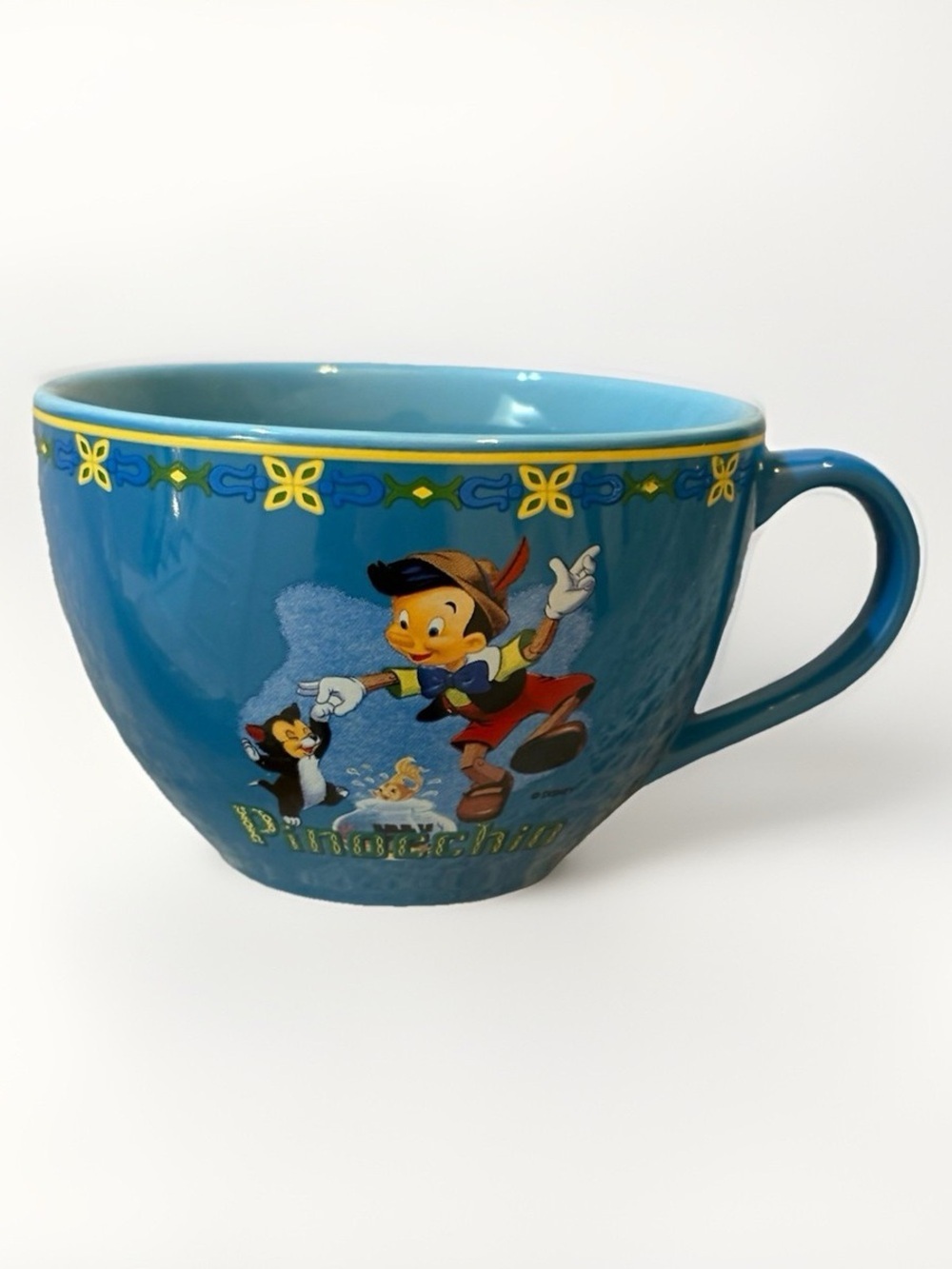Disney Store Pinocchio and Figaro Oversized Mug